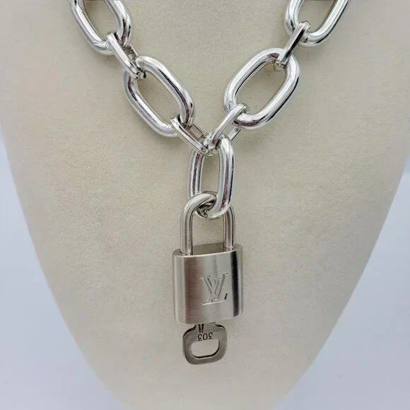 Authentic Louis Vuitton Padlock w/Unbranded Stainless Steel Plated Silver Chain - Picture 5 of 7